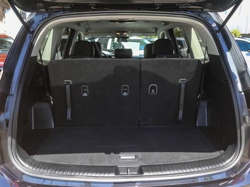 Certified 2025 Kia Telluride LX FWD image 28