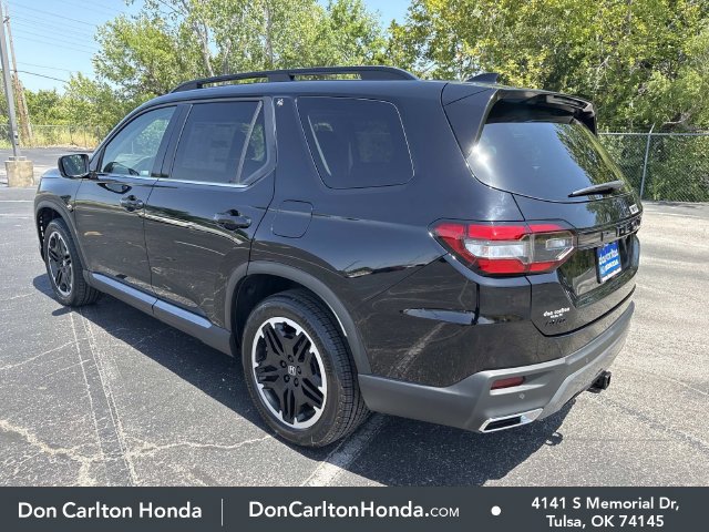 New 2026 Honda Pilot Touring image 9