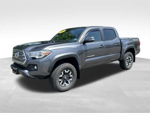 Used 2016 Toyota Tacoma TRD Off-Road w/ Premium & Technology Package AWD/4WD image 1