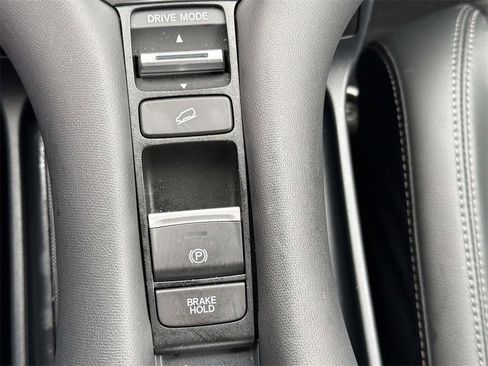 Used 2023 Honda HR-V EX-L image 22