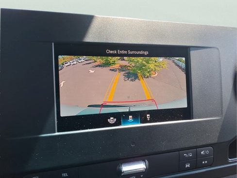 Used 2024 Mercedes-Benz Sprinter 2500 image 32