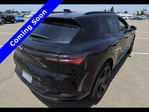 Used 2025 Chevrolet Equinox EV RS FWD image 18