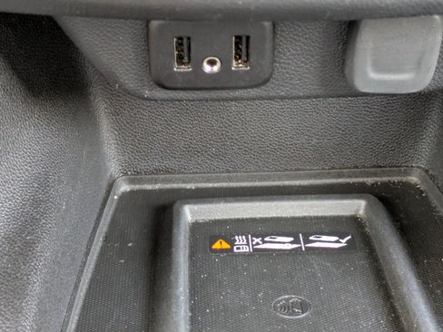 Used 2018 Chevrolet Traverse Premier w/ Driver Confidence II Package image 30