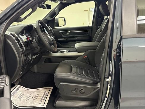 New 2026 RAM 1500 4x4 Crew Cab image 10