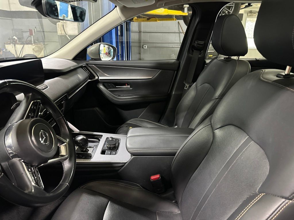 Used 2024 MAZDA CX-90 Plug-In Hybrid w/ Premium Pkg AWD/4WD image 6