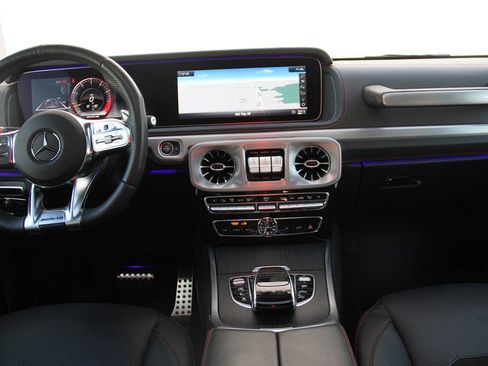 Used 2020 Mercedes-Benz G 63 AMG 4MATIC w/ G Manufaktur Interior Package image 15
