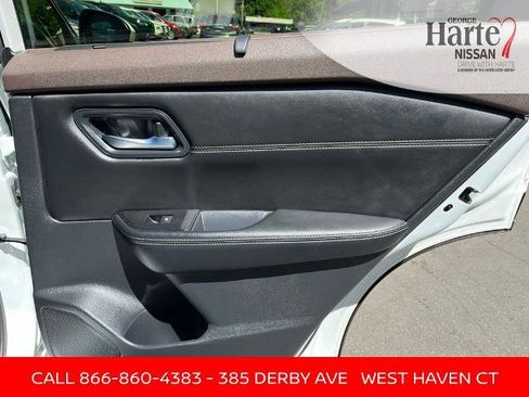 Certified 2023 Nissan Rogue SV w/ SV Premium B Package AWD/4WD image 19