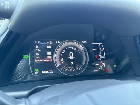 Used 2025 Lexus ES 300h w/ Premium Package FWD image 26