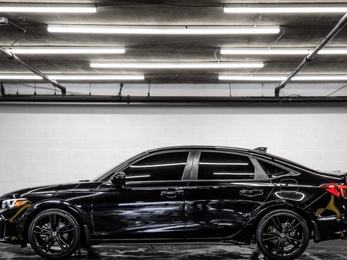 Used 2025 Honda Civic Si image 2