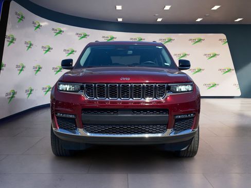 Used 2022 Jeep Grand Cherokee L Limited AWD/4WD image 2