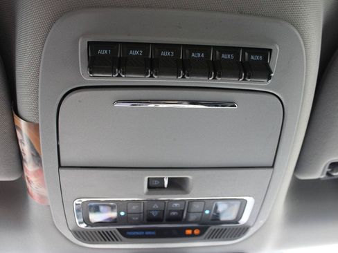 Used 2023 Ford F350 Lariat w/ Lariat Ultimate Package AWD/4WD image 20