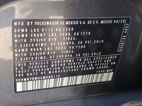 New 2025 Volkswagen Tiguan SE image 20