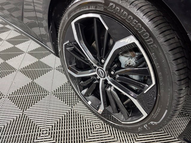 Used 2025 Nissan Altima 2.5 SR FWD image 16
