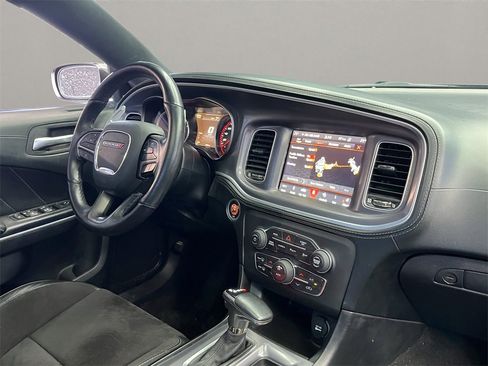 Used 2019 Dodge Charger Scat Pack w/ Plus Group image 18