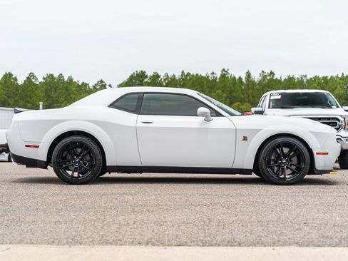 Used 2023 Dodge Challenger R/T Scat Pack RWD image 9