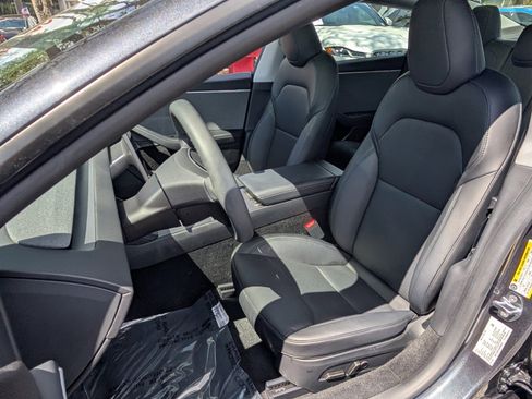 Used 2025 Tesla Model 3 Long Range image 10