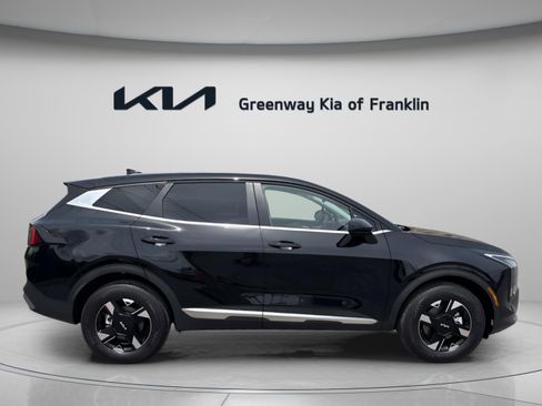 New 2026 Kia Sportage LX AWD/4WD image 8
