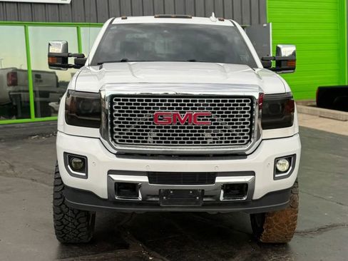 Used 2016 GMC Sierra 3500 Denali w/ Duramax Plus Package image 3