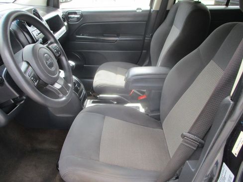 Used 2015 Jeep Compass Sport w/ Power Value Group image 10