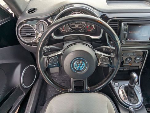 Used 2017 Volkswagen Beetle 1.8T SE image 14