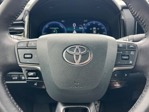 Certified 2025 Toyota Camry XSE image 27