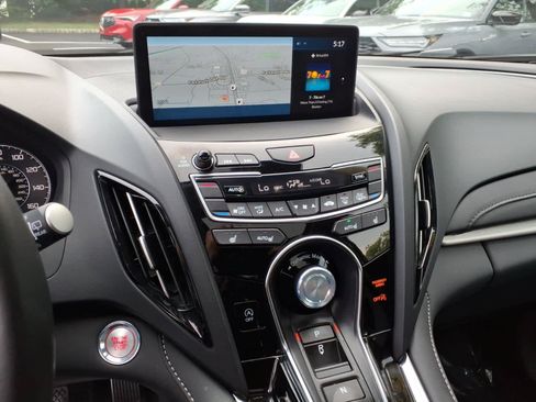 Used 2024 Acura RDX SH-AWD w/ Technology Package image 11