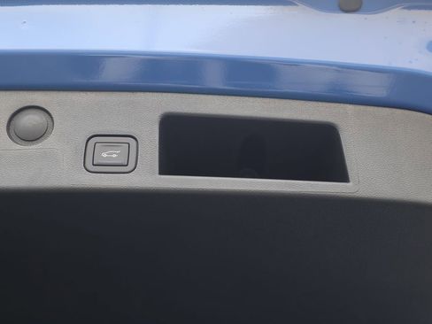 New 2026 Chevrolet Equinox RS w/ Convenience Package III FWD image 48