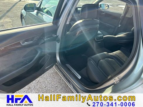 Used 2011 Audi A8 L 4.2 image 15