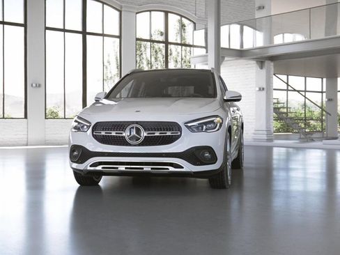 Used 2023 Mercedes-Benz GLA 250 4MATIC image 43