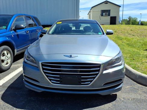 Used 2015 Hyundai Genesis 3.8 w/ Option Group 04 RWD image 9