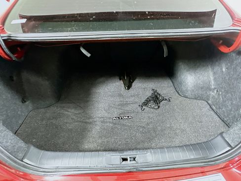 Used 2016 Nissan Altima 2.5 SL w/ 2.5 Technology Package image 26