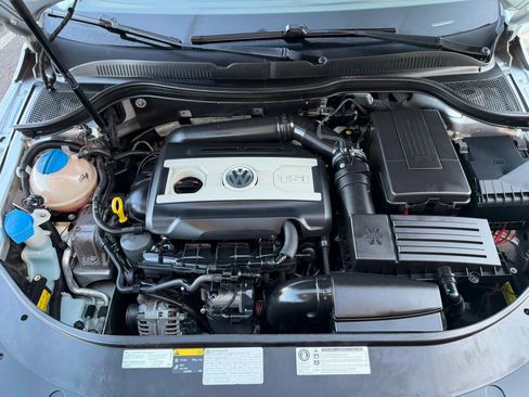 Used 2013 Volkswagen CC Sport FWD image 15