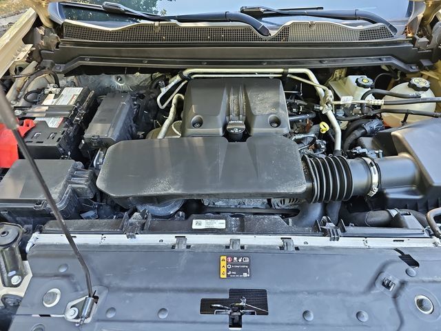 Used 2023 Chevrolet Colorado Trail Boss AWD/4WD image 7