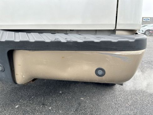 Used 2012 Ford F150 Lariat w/ Lariat Chrome Pkg image 33