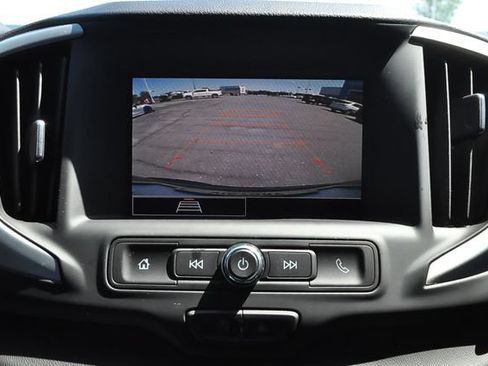Used 2024 GMC Terrain SLE AWD/4WD image 34