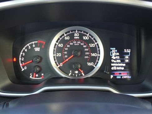 Used 2020 Toyota Corolla SE image 15