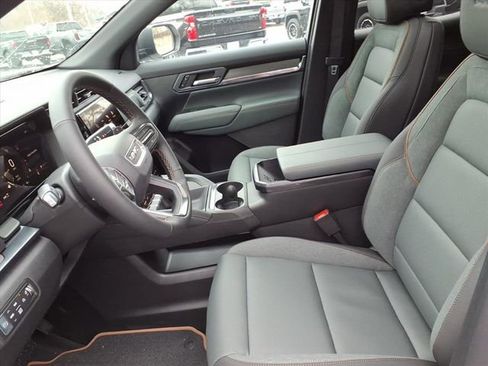 New 2026 GMC Terrain AT4 w/ Technology Package II image 15