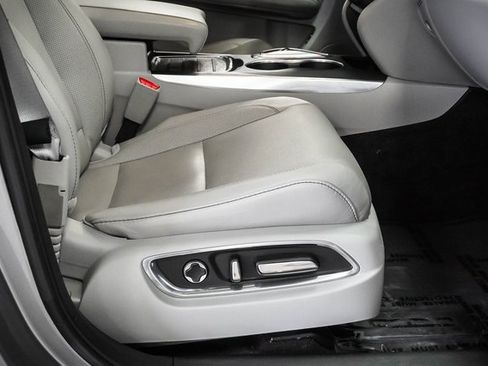 Used 2020 Acura MDX SH-AWD w/ Technology Package image 24