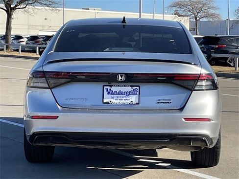 Used 2024 Honda Accord Sport image 5