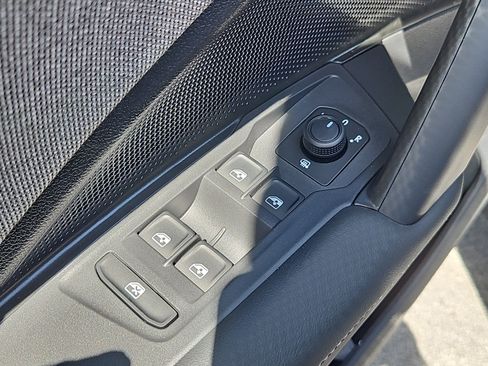 New 2026 Volkswagen Tiguan S AWD/4WD image 5