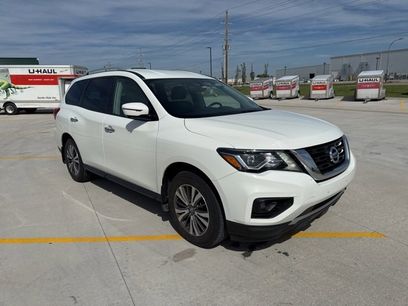 Used 2017 Nissan Pathfinder SL w/ SL Tech Package