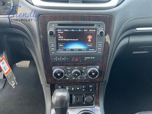 Used 2016 Chevrolet Traverse LT AWD/4WD image 15