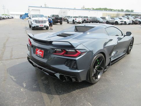 Used 2021 Chevrolet Corvette Stingray Premium Conv w/ Z51 Performance Package RWD image 5