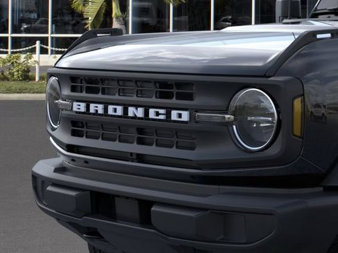 New 2026 Ford Bronco 4-Door AWD/4WD image 19