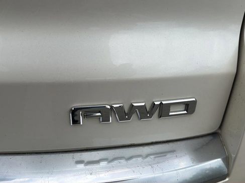 Used 2014 GMC Acadia SLT AWD/4WD image 36