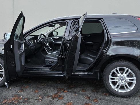 Used 2016 Volvo XC60 T5 Premier image 9