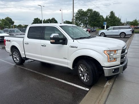 Used 2017 Ford F150 Lariat w/ Equipment Group 502A Luxury AWD/4WD image 2