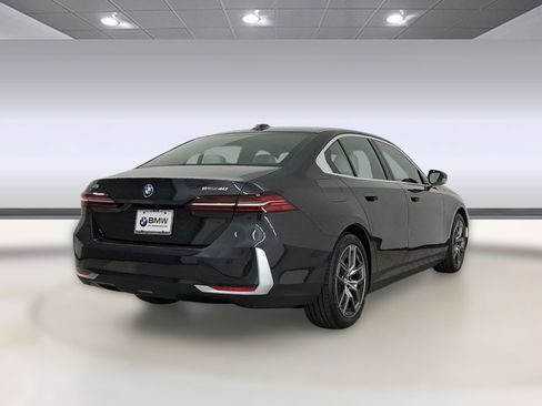 New 2026 BMW i5 eDrive40 RWD image 9