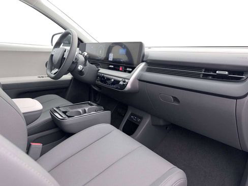 New 2026 Hyundai Ioniq 5 SEL image 15