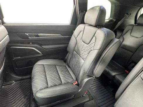 Used 2025 Kia Telluride SX Prestige X-Pro AWD/4WD image 15
